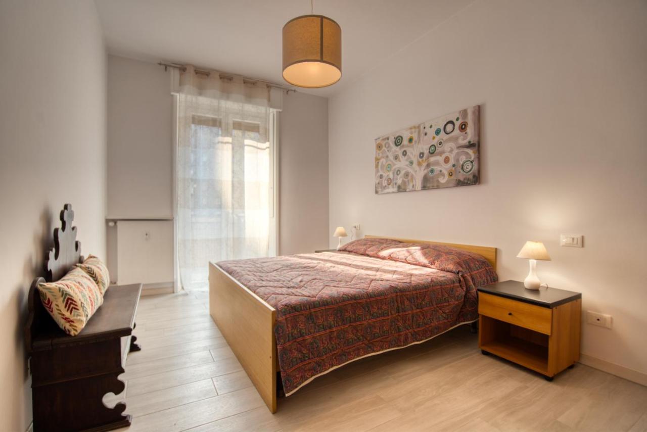 Caseospitali - Casa Janas, Elegante Trilocale Per 5 In Zona Centrale Milão Exterior foto
