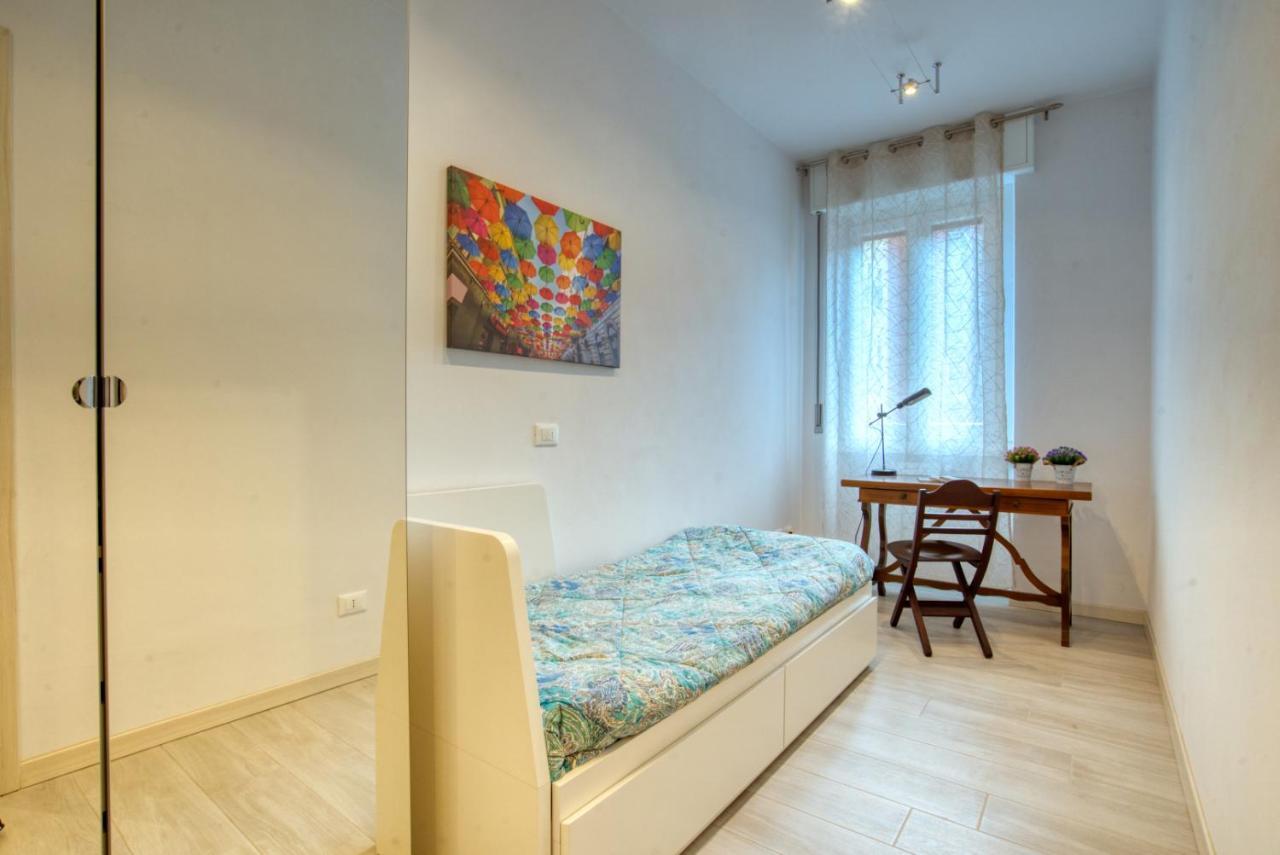 Caseospitali - Casa Janas, Elegante Trilocale Per 5 In Zona Centrale Milão Exterior foto